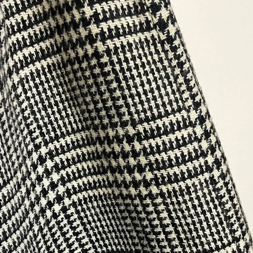 Savannah Petite (VTG 10P) Waist 29 Houndstooth Wool Blend Pencil Skirt